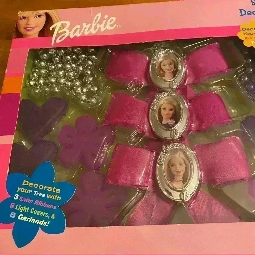 Barbie Shimmering Decoration Kit